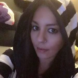 Meet your Posher, Elona